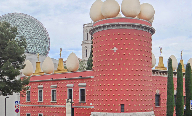 camping musée Dali Figueres